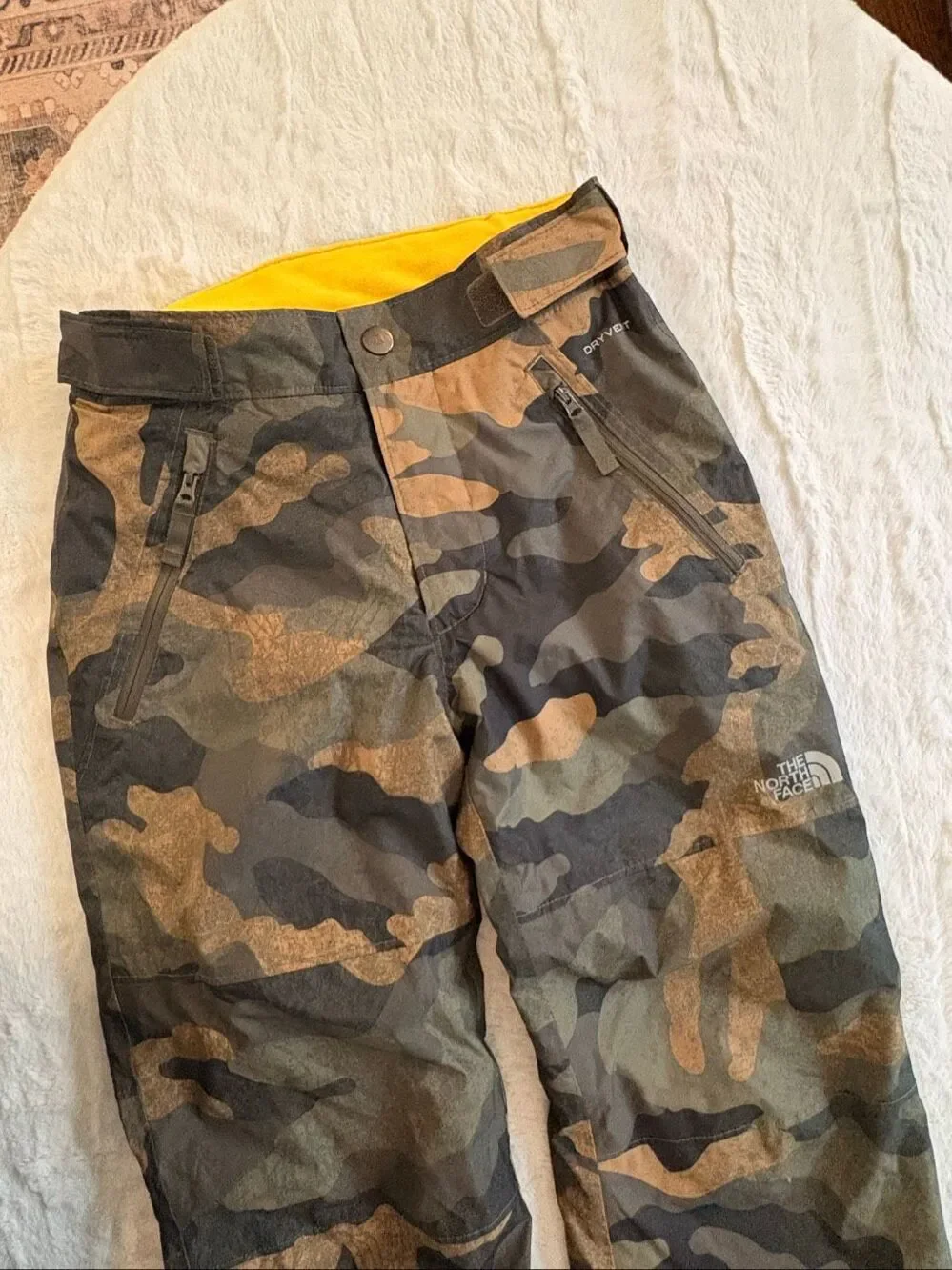The Northface kids snow pants size Small